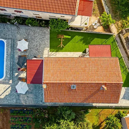 Lovely In With Outdoor Swimming Pool *