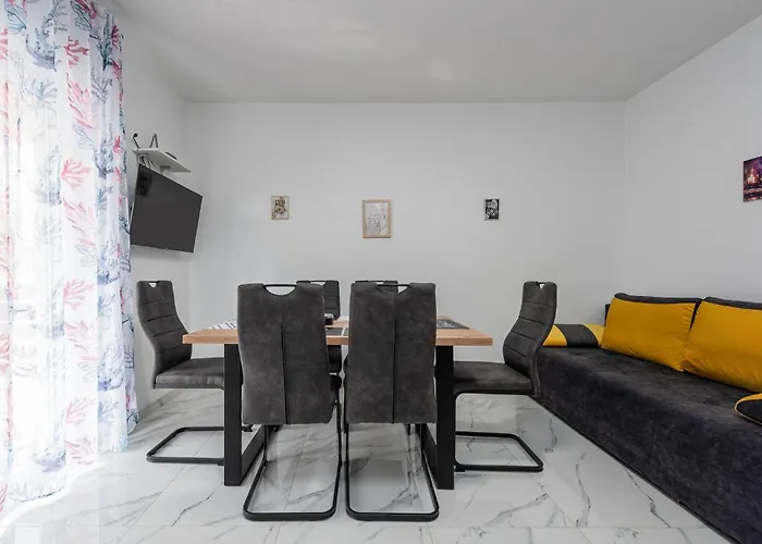 Gorgeous In With Wifi 자다르