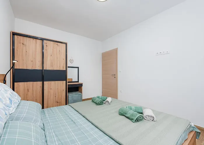 Gorgeous In With Wifi * 자다르